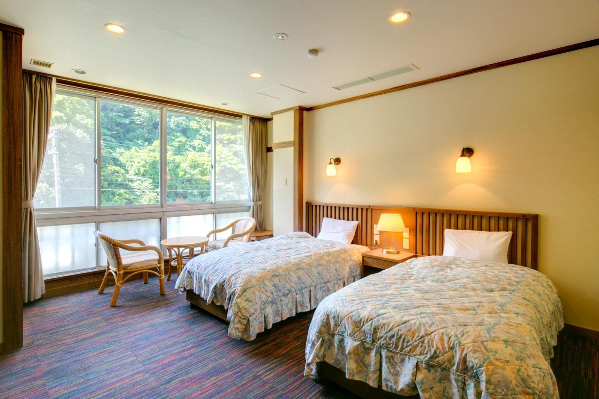 Hotel Yugawara-Onsen Manyoso Exterior foto
