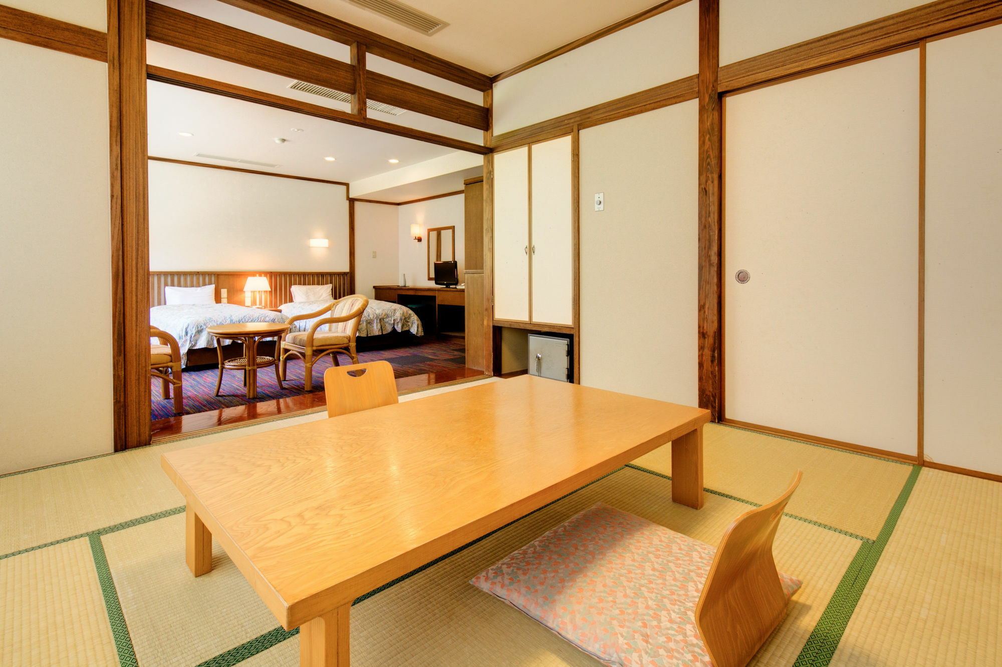Hotel Yugawara-Onsen Manyoso Exterior foto